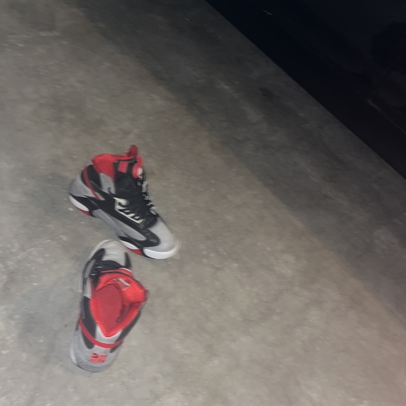 Shaq Reebok Pumps - Picture 4 of 7